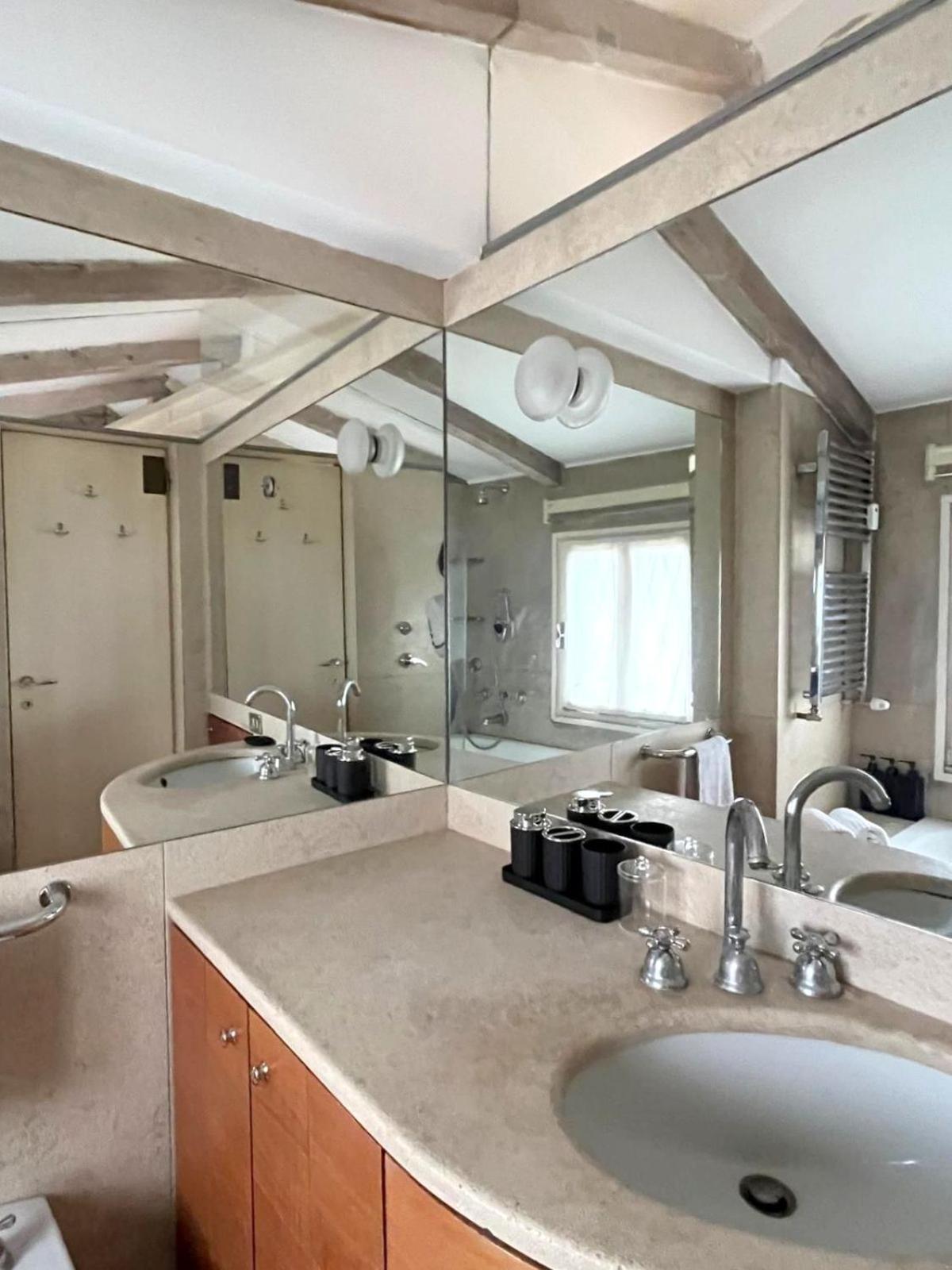 Accomodo Mil68 Loft Centro Storico Milano Ngoại thất bức ảnh